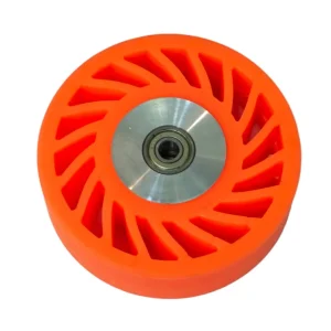 سان فیدر پلییورتان قطر ۱۳۰ میلیمتر مخصوص دستگاه بستهبندی با بلبرینگ مرکزی